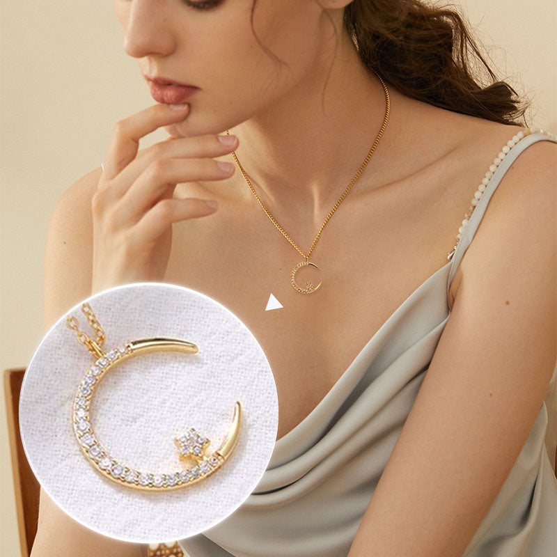 TM | Collar brillante de luna y estrellas con brillantes