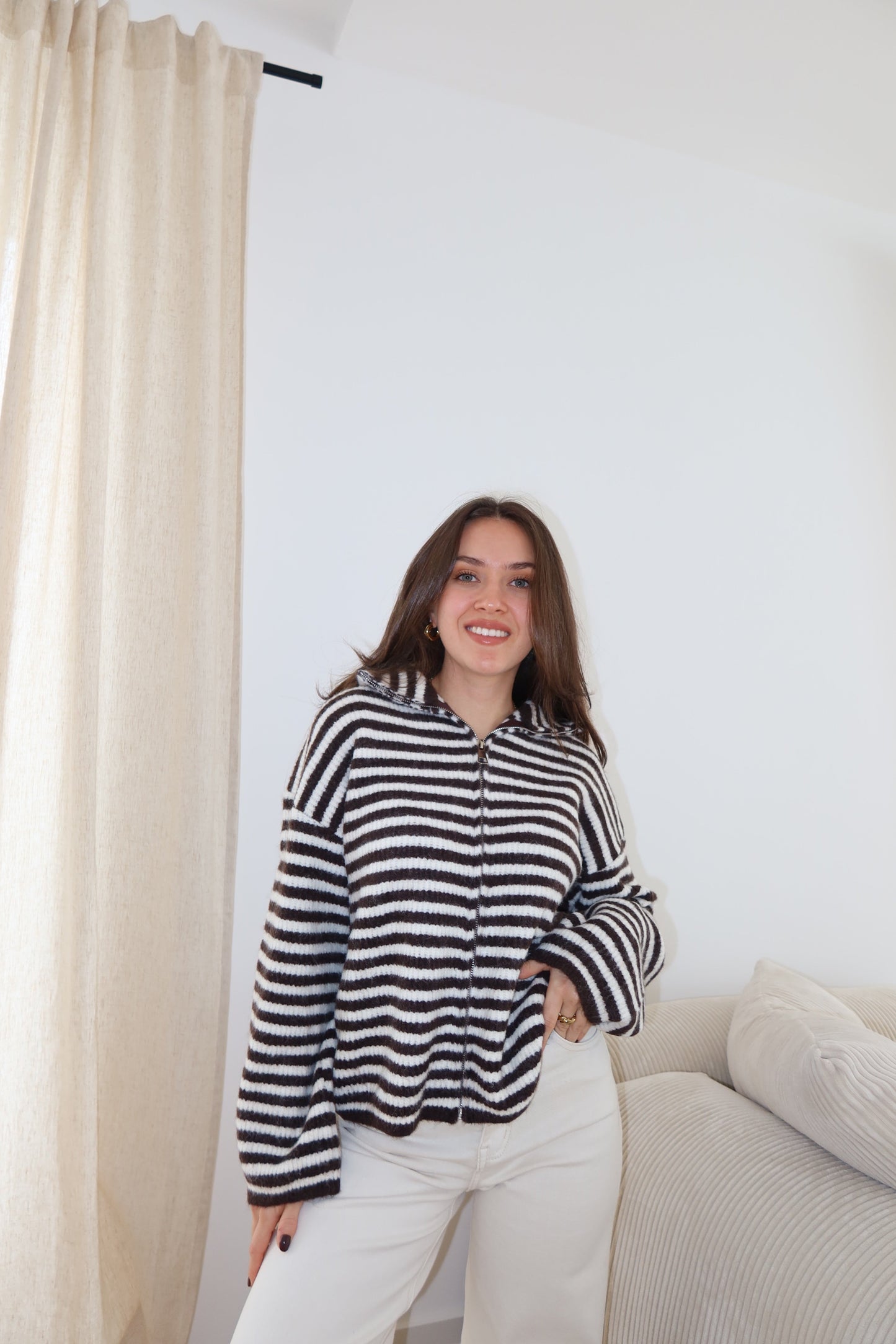 TM | Zip-Cardigan • Chocolate