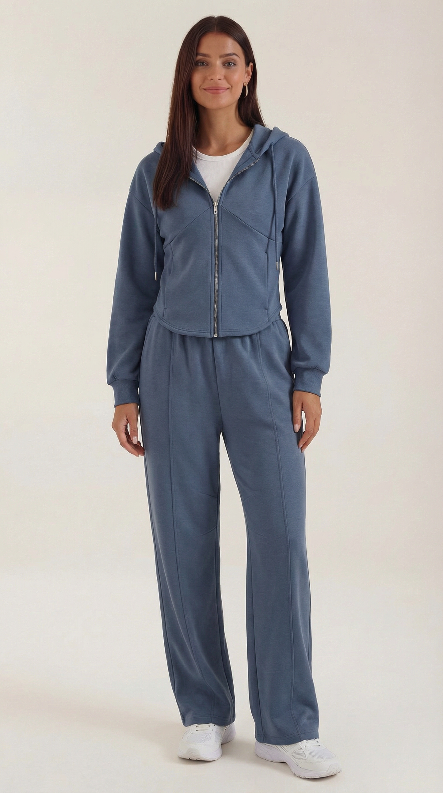 Conjunto de sudadera con capucha y pantalones anchos Yolanda